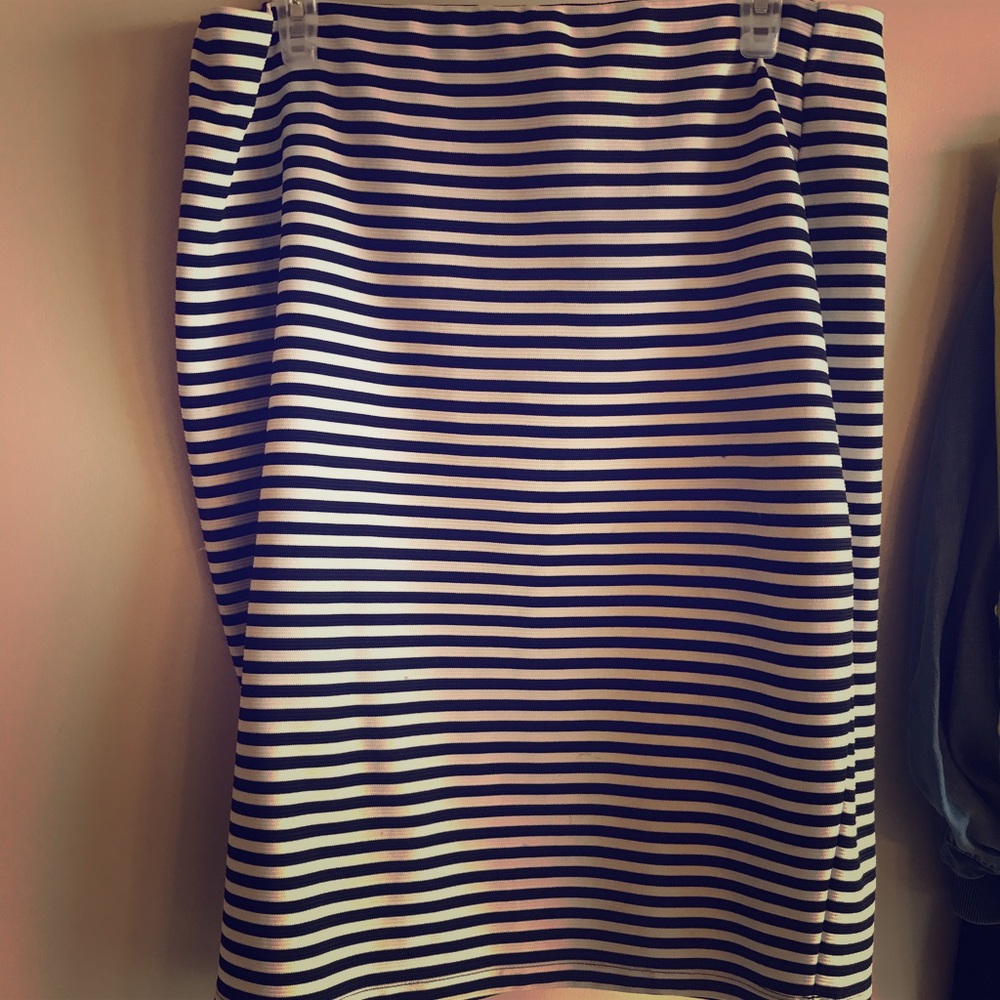 Knee Length Skirt! Gently Used